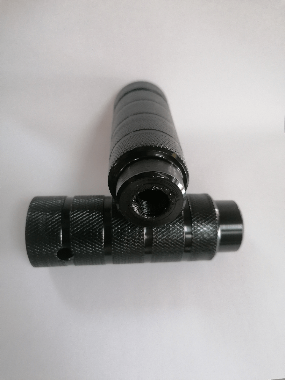 Πατάκια σιδήρου μαύρα (άξονας 14mm)